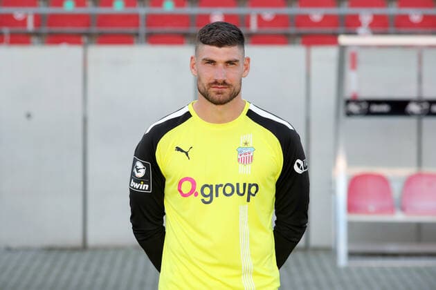 Teampraesentation Zwickau 15.07.2021 Torhüter Johannes Brinkies (1, Zwickau); FSV Zwickau, 3.Liga, Porträttermin 2021 2022 , Zwickau, 15.07.2021, Stadion Zwickau, Fussball ,