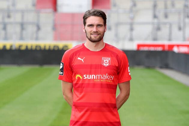 Teampraesentation Halle 15.07.2021 Jonas Nietfeld (33, Halle); Hallescher FC, 3.Liga, Porträttermin 2021 2022 , Halle, 15.07.2021, Leuna Chemie Stadion, Fussball ,
