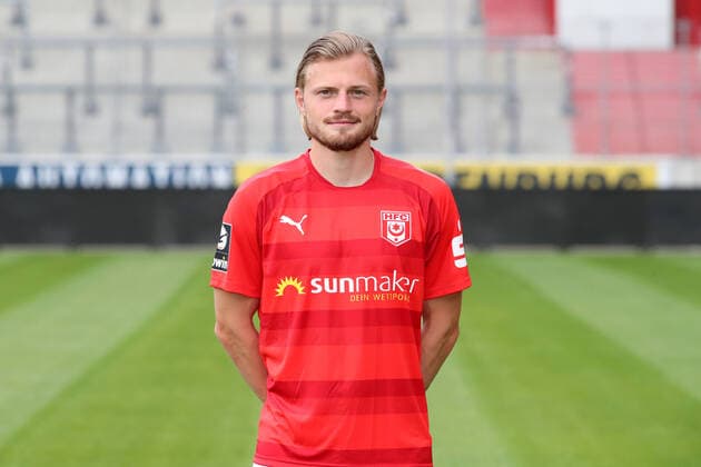 Teampraesentation Halle 15.07.2021 Marcel Titsch-Rivero (26, Halle); Hallescher FC, 3.Liga, Porträttermin 2021 2022 , Halle, 15.07.2021, Leuna Chemie Stadion, Fussball ,