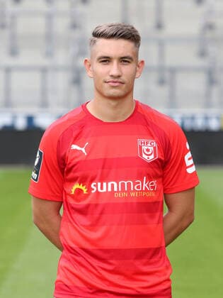 Teampraesentation Halle 15.07.2021 Julian Guttau (24, Halle); Hallescher FC, 3.Liga, Porträttermin 2021 2022 , Halle, 15.07.2021, Leuna Chemie Stadion, Fussball ,