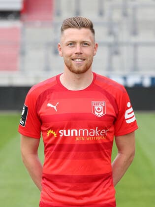 Teampraesentation Halle 15.07.2021 Fabian Menig (21, Halle); Hallescher FC, 3.Liga, Porträttermin 2021 2022 , Halle, 15.07.2021, Leuna Chemie Stadion, Fussball ,