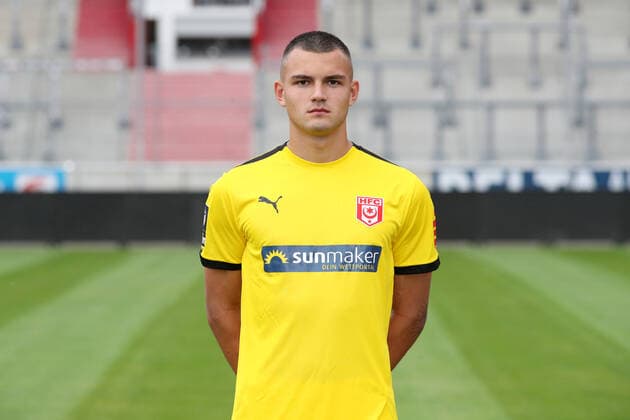 Teampraesentation Halle 15.07.2021 Torhüter Tim Schreiber (18, Halle); Hallescher FC, 3.Liga, Porträttermin 2021 2022 , Halle, 15.07.2021, Leuna Chemie Stadion, Fussball ,