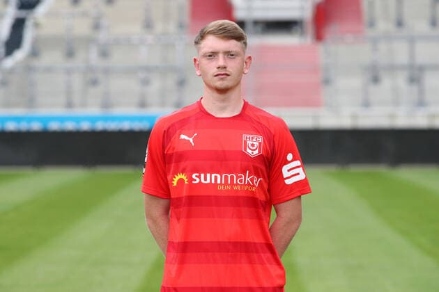 Teampraesentation Halle 15.07.2021 Tom Bierschenk (15, Halle); Hallescher FC, 3.Liga, Porträttermin 2021 2022 , Halle, 15.07.2021, Leuna Chemie Stadion, Fussball ,
