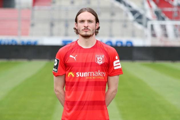 Teampraesentation Halle 15.07.2021 Niklas Kastenhofer (3, Halle); Hallescher FC, 3.Liga, Porträttermin 2021 2022 , Halle, 15.07.2021, Leuna Chemie Stadion, Fussball ,