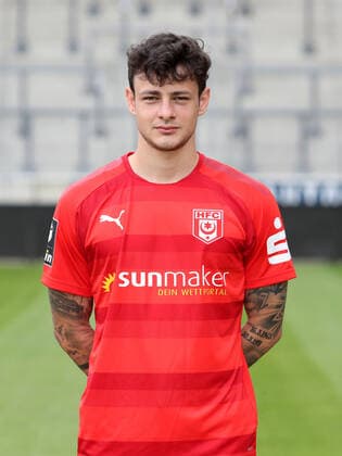 Teampraesentation Halle 15.07.2021 Aaron Herzog (23, Halle); Hallescher FC, 3.Liga, Porträttermin 2021 2022 , Halle, 15.07.2021, Leuna Chemie Stadion, Fussball ,