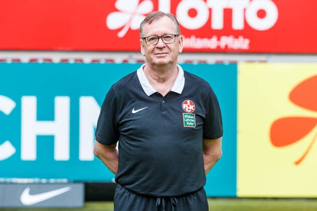 Dr. Harald Dinges (Mannschaftsarzt), Portrait Termin, 1.FC Kaiserslautern, Fussball, 3. Bundesliga, 15.07.2021 Portrait Termin, 1.FC Kaiserslautern, Fussball, 3. Bundesliga, 15.07.2021 Kaiserslautern Copyright: xEibner-Pressefoto AlexanderxNeisx