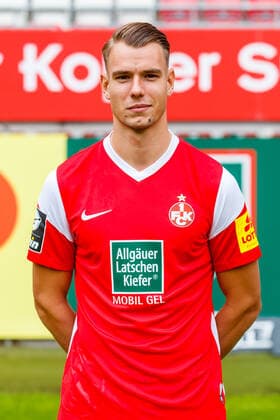 Marvin Senger (1.FC Kaiserslautern), Portrait Termin, 1.FC Kaiserslautern, Fussball, 3. Bundesliga, 15.07.2021 Portrait Termin, 1.FC Kaiserslautern, Fussball, 3. Bundesliga, 15.07.2021 Kaiserslautern Copyright: xEibner-Pressefoto AlexanderxNeisx