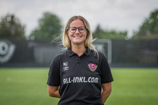 Teammanagerin Marie Jenhardt; SG Dynamo Dresden; 2.BL, Porträttermin 2021 2022
