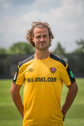 Yannick Stark; SG Dynamo Dresden; 2.BL, Porträttermin 2021 2022