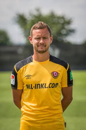 Chris Löwe (Loewe); SG Dynamo Dresden; 2.BL, Porträttermin 2021 2022
