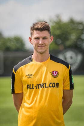 Robin Becker; SG Dynamo Dresden; 2.BL, Porträttermin 2021 2022