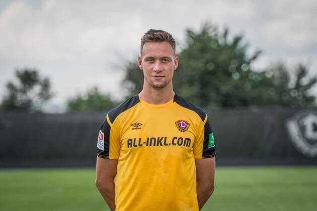 Tim Knipping; SG Dynamo Dresden; 2.BL, Porträttermin 2021 2022