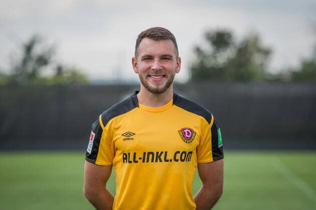 Justin Löwe (Loewe); SG Dynamo Dresden; 2.BL, Porträttermin 2021 2022