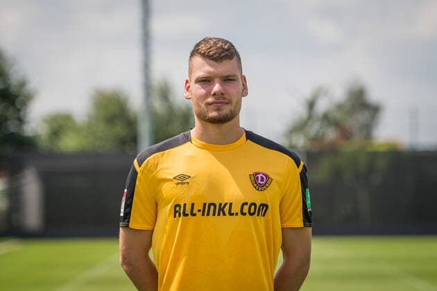 Kevin Ehlers; SG Dynamo Dresden; 2.BL, Porträttermin 2021 2022