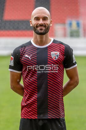 Nico Antonitsch (5, FCI) ; FC Ingolstadt 04; 2.BL, Porträttermin 2021 2022 2. Bundesliga - FC Ingolstadt 04 Saison 2021 2022