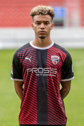 Hawkins Jaren (20 FCI) ; FC Ingolstadt 04; 2.BL, Porträttermin 2021 2022 2. Bundesliga - FC Ingolstadt 04 Saison 2021 2022