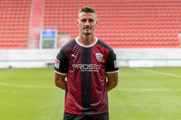Stefan Kutschke (30, FCI) ; FC Ingolstadt 04; 2.BL, Porträttermin 2021 2022 2. Bundesliga - FC Ingolstadt 04 Saison 2021 2022