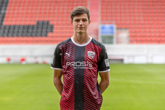 Merlin Röhl (34, FCI) ; FC Ingolstadt 04; 2.BL, Porträttermin 2021 2022 2. Bundesliga - FC Ingolstadt 04 Saison 2021 2022