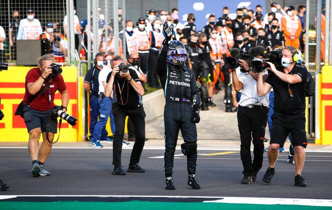 44 Lewis Hamilton (GBR, Mercedes-AMG Petronas F1 Team), F1 Grand Prix of Great Britain at Silverstone Circuit on July 16, 2021 in Silverstone, United Kingdom. (Photo by HOCH ZWEI) Silverstone United Kingdom