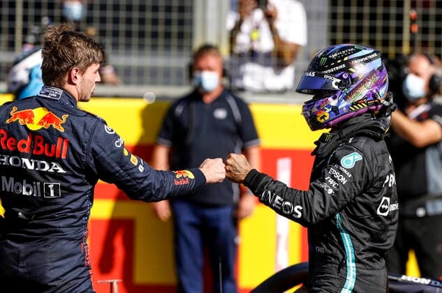 33 Max Verstappen (NED, Red Bull Racing), 44 Lewis Hamilton (GBR, Mercedes-AMG Petronas F1 Team), F1 Grand Prix of Great Britain at Silverstone Circuit on July 17, 2021 in Silverstone, United Kingdom. (Photo by HOCH ZWEI) Silverstone United Kingdom