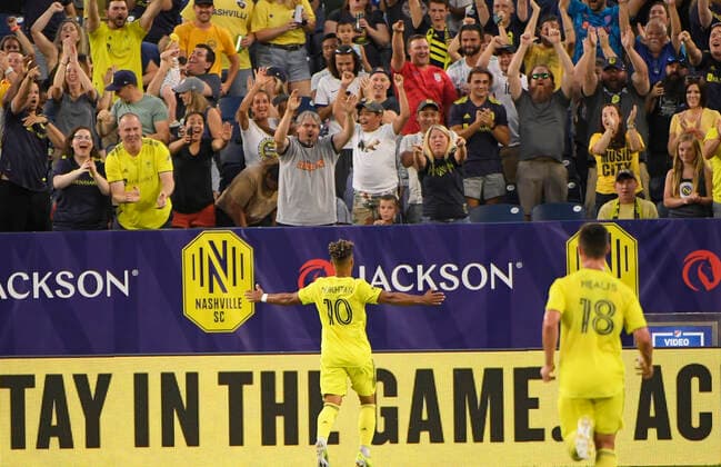 July 17, 2021: Nashville SC midfielder Hany Mukhtar (10) celebrates his goal with the crowd against the Chicago Fire FC during an MLS, Fussball Herren, USA game between Chicago Fire FC and Nashville SC at Nissan Stadium in Nashville TN Steve Roberts CSM Nashville United States - ZUMAc04_ 20210717_zaf_c04_030 Copyright: x@xStevexRobertsx