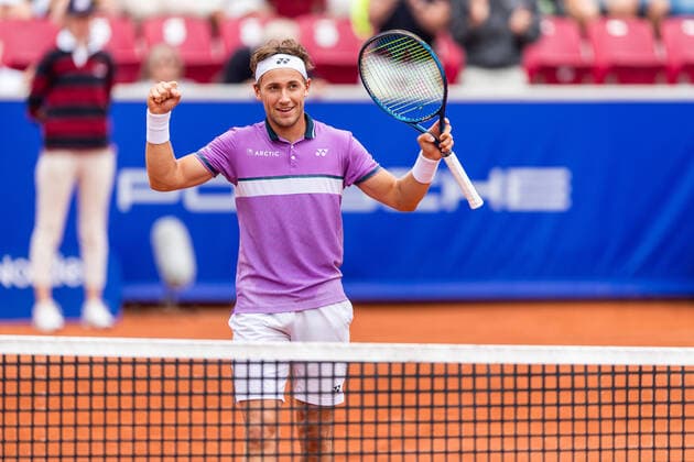 210718 Casper Ruud, Norge, jublar efter segern i singelfinalen under dag 14 av Nordea Open den 18 juli 2021 i Bastad. Copyright: MATHILDAxAHLBERG BB210718BB529