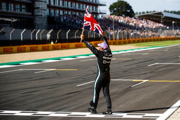 HAMILTON Lewis (gbr), Mercedes AMG F1 GP W12 E Performance, portrait celebrating his victory during the Formula 1 Pirelli British Grand Prix 2021, 10th round of the 2021 FIA Formula One World Championship, WM, Weltmeisterschaft from July 16 to 18, 2021 on the Silverstone Circuit, in Silverstone, United Kingdom - FORMULE 1 : Grand prix de Grande Bretagne - Course - Silverstone - 18 07 2021 DPPI PANORAMIC  00121021__B3_9796