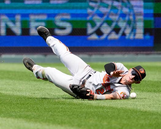 July 18, 2021: Baltimore Orioles right fielder Austin Hays (21) just misses a diving catch in right field at Kauffman Stadium in Kansas City, MO. Orioles defeated the Royals 5-0. CSM. Kansas City United States - ZUMAc04_ 20210718_zaf_c04_041 Copyright: xJonxRobichaudx