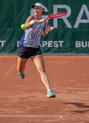 WTA, Tennis Damen Hungarian Grand Prix 2021 - Final Kalinina Anhelina of Ukraine returns the ball to Yulia Putintseva of Kazakhstan during the final at WTA Hungarian Grand Prix on July 18, 2021 in Budapest, Hungary. Budapest Hungary szaniszlo-notitle210718_npIli  Copyright: xRobertxSzaniszlox
