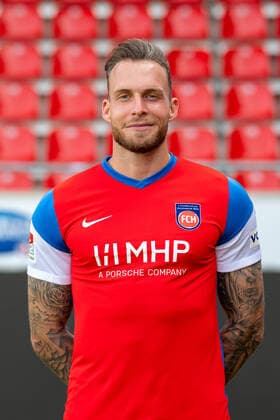 Patrick Schmidt (FC Heidenheim, 32), GER, 1. FC Heidenheim 1846 e.V., Fussball, 2. Bundesliga, Spielerportraits, Freisteller, Spielzeit 2021 2022, 20.07.2021, GER, 1. FC Heidenheim 1846 e.V., Fussball, 2. Bundesliga, Spielerportraits, Freisteller, Spielzeit 2021 2022, 20.07.2021 Heidenheim Copyright: xEibner-Pressefotox EP_EER