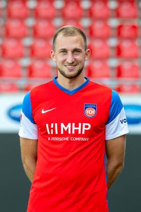 Jonas Foehrenbach (FC Heidenheim, 19), GER, 1. FC Heidenheim 1846 e.V., Fussball, 2. Bundesliga, Spielerportraits, Freisteller, Spielzeit 2021 2022, 20.07.2021, GER, 1. FC Heidenheim 1846 e.V., Fussball, 2. Bundesliga, Spielerportraits, Freisteller, Spielzeit 2021 2022, 20.07.2021 Heidenheim Copyright: xEibner-Pressefotox EP_EER