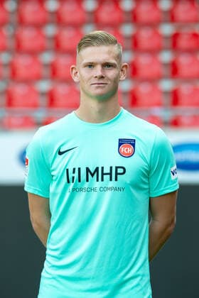 Paul Tschernuth (FC Heidenheim, 34), GER, 1. FC Heidenheim 1846 e.V., Fussball, 2. Bundesliga, Spielerportraits, Freisteller, Spielzeit 2021 2022, 20.07.2021, GER, 1. FC Heidenheim 1846 e.V., Fussball, 2. Bundesliga, Spielerportraits, Freisteller, Spielzeit 2021 2022, 20.07.2021 Heidenheim Copyright: xEibner-Pressefotox EP_EER