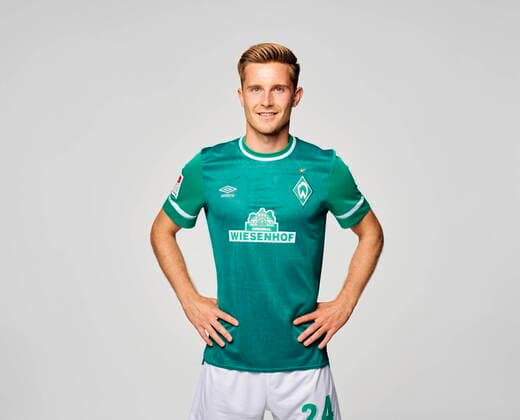 Portraits SV Werder Bremen 2021 2022 SV Werder Bremen; 2.BL, Porträttermin 2021 2022 Johannes Eggestein (Werder Bremen 24)