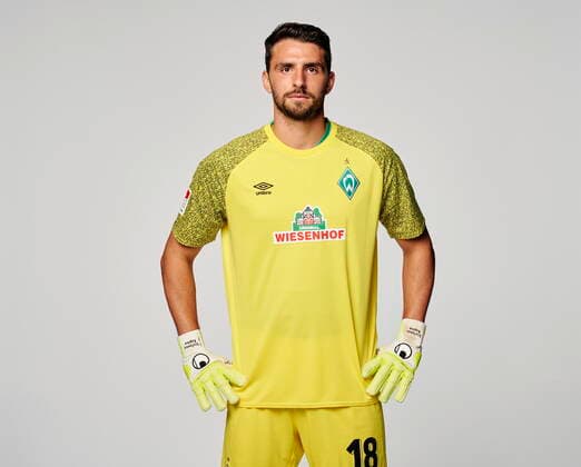Portraits SV Werder Bremen 2021 2022 SV Werder Bremen; 2.BL, Porträttermin 2021 2022 Stefanos Kapino (Werder Bremen 18),