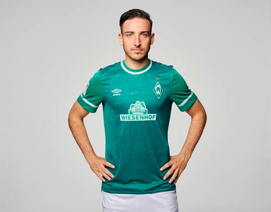 Portraits SV Werder Bremen 2021 2022 SV Werder Bremen; 2.BL, Porträttermin 2021 2022 Kevin Möhwald Moehwald (Werder Bremen 06)