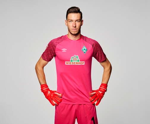 Portraits SV Werder Bremen 2021 2022 SV Werder Bremen; 2.BL, Porträttermin 2021 2022 Jiri Pavlenka (Werder Bremen 01)
