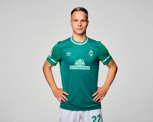Portraits SV Werder Bremen 2021 2022 SV Werder Bremen; 2.BL, Porträttermin 2021 2022 Niklas Schmidt (Werder Bremen 22)