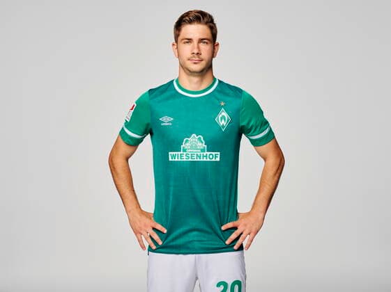 Portraits SV Werder Bremen 2021 2022 SV Werder Bremen; 2.BL, Porträttermin 2021 2022 Romano Schmid (Werder Bremen 20)