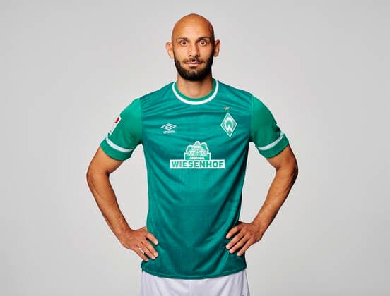 Portraits SV Werder Bremen 2021 2022 SV Werder Bremen; 2.BL, Porträttermin 2021 2022 Ömer Oemer Toprak (Werder Bremen 21)