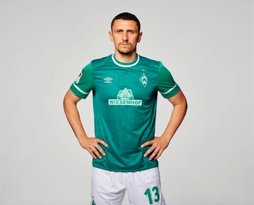 Portraits SV Werder Bremen 2021 2022 SV Werder Bremen; 2.BL, Porträttermin 2021 2022 Milos Veljkovic (Werder Bremen 13)
