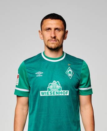 Portraits SV Werder Bremen 2021 2022 SV Werder Bremen; 2.BL, Porträttermin 2021 2022 Milos Veljkovic (Werder Bremen 13)