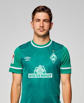 Portraits SV Werder Bremen 2021 2022 SV Werder Bremen; 2.BL, Porträttermin 2021 2022 Romano Schmid (Werder Bremen 20)