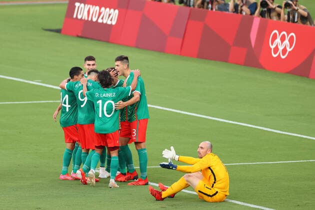 Sport Bilder des Tages Mexico team group, Mannschaftsbild, Totale (MEX), JULY 22, 2021 - Football Soccer : Men s First Round Group A match between Mexico - France during the Tokyo 2020 Olympic Games, Olympische Spiele, Olympia, OS at the Tokyo Stadium in Tokyo, Japan. Noxthirdxpartyxsales  (165159428)
