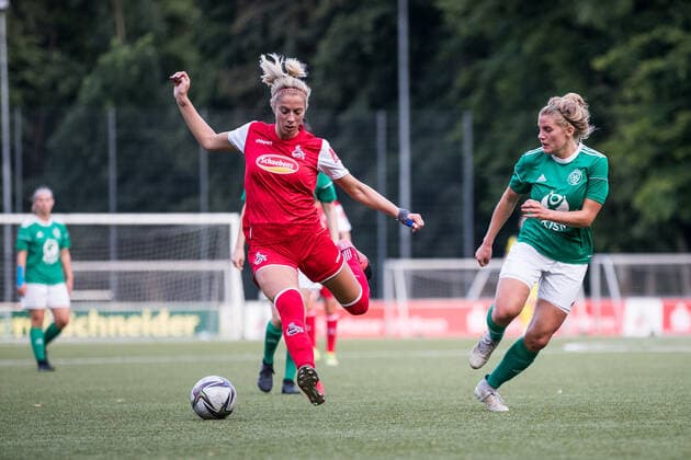 Testspiel: 1. FC Koeln - Vorwaerts SpoHo; 21.07.2021 Sharon Beck ( 10, 1. FC Koeln) Testspiel: 1. FC Koeln - Vorwaerts SpoHo, Koeln, Geissbockheim DFL REGULATIONS PROHIBIT ANY USE OF PHOTOGRAPHS AS IMAGE SEQUENCES AND OR QUASI-VIDEO. Copyright: xBEAUTIFULxSPORTS Wunderlx