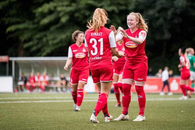 Testspiel: 1. FC Koeln - Vorwaerts SpoHo; 21.07.2021 Torjubel Rachel Rinast ( 31, 1. FC Koeln), Amber Barrett ( 22, 1. FC Koeln) Testspiel: 1. FC Koeln - Vorwaerts SpoHo, Koeln, Geissbockheim DFL REGULATIONS PROHIBIT ANY USE OF PHOTOGRAPHS AS IMAGE SEQUENCES AND OR QUASI-VIDEO. Copyright: xBEAUTIFULxSPORTS Wunderlx