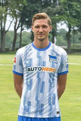 Niklas Stark, Hertha BSC, 1. BL, Portraettermin 2021 2022, 22.07.21, GER, Berlin, Fussball, 22.07.21, Hertha BSC Berlin Copyright: xUwexKoch Eibner-Pressefotox EP_EER