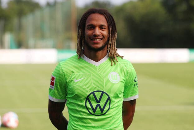 VfL Porträttermin 2021 2022 Bad Waltersdorf, 22.07.2021, VfL Wolfsburg, 1. BL, Porträttermin 2021 2022, Kevin Mbabu (VfL Wolfsburg) Bad Waltersdorf