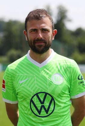 VfL Porträttermin 2021 2022 Bad Waltersdorf, 22.07.2021, VfL Wolfsburg, 1. BL, Porträttermin 2021 2022, Admir Mehmedi (VfL Wolfsburg) Bad Waltersdorf