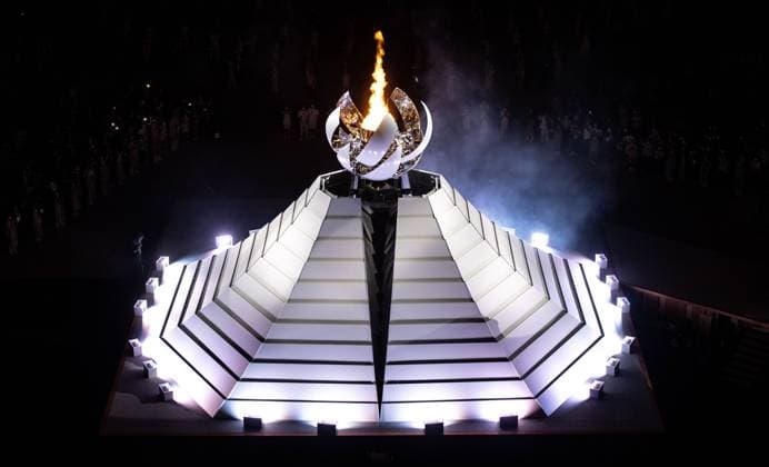 Bilder des Jahres 2021, Sport 07. Juli Sport Themen der Woche KW29 Sport Bilder des Tages OLYMPICS - Summer Olympic Games, Olympische Spiele, Olympia, OS 2020 TOKYO,JAPAN,23.JUL.21 - OLYMPICS - Summer Olympic Games 2020, opening ceremony. Image shows the olympic fire.  GEPAxpictures xHaraldxSteiner
