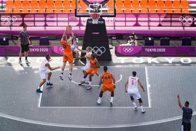 (210724) -- TOKYO, July 24, 2021 -- Dimeo van der Horst (top) of the Netherlands shoots during the men s 3x3 basketball pool round match between Serbia and Netherlands in Tokyo, Japan, July 24, 2021. ) (TOKYO2020)JAPAN-TOKYO-OLY-3X3 BASKETBALL-MEN S POOL ROUND ZhangxXiaoyu 